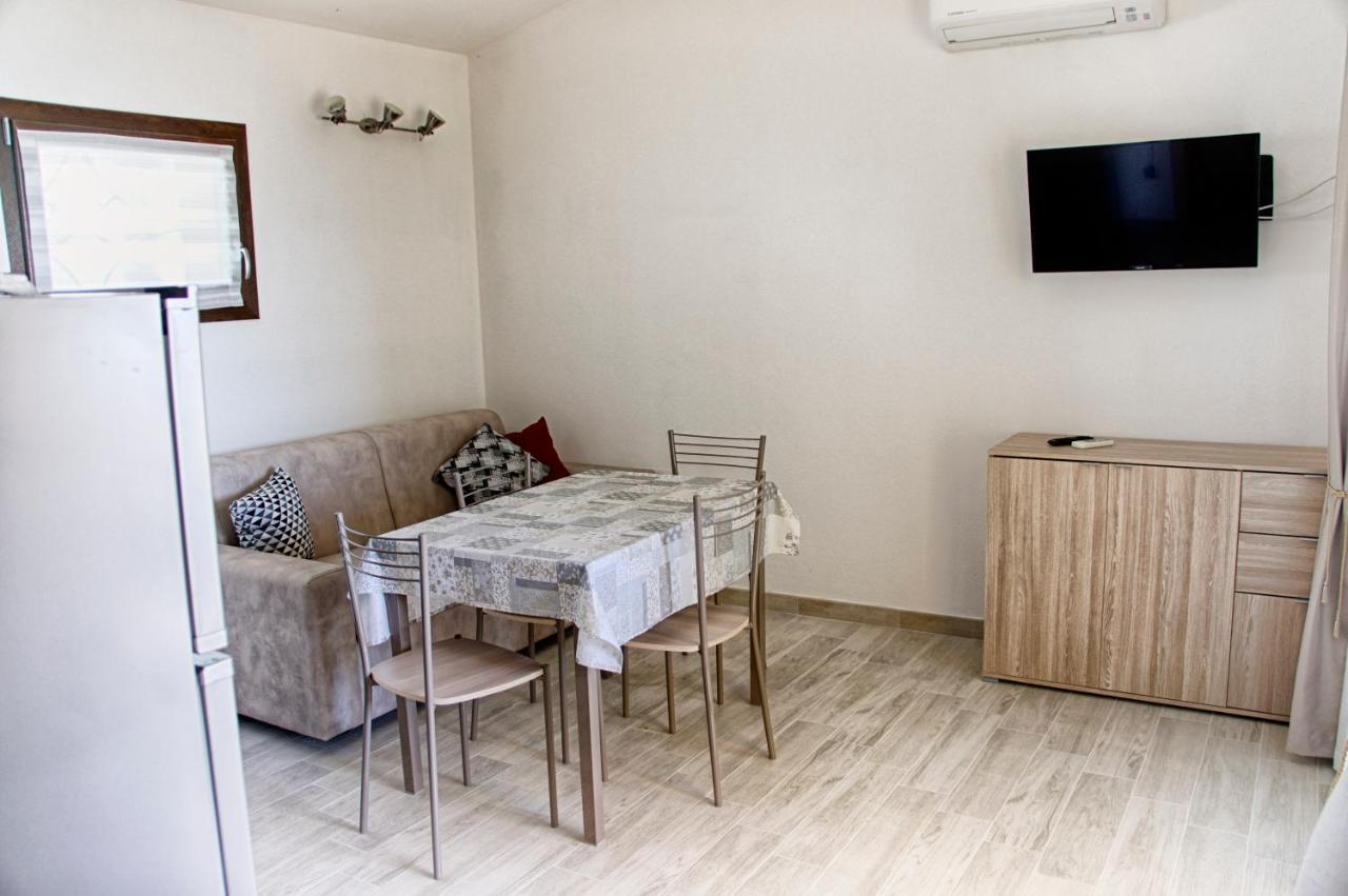 Apartmán Aquilone Badesi Exteriér fotografie